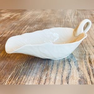 Lenox Gravy or Sauce Boat Dish LEAF COLLECTION U.S.A.  7” Dish